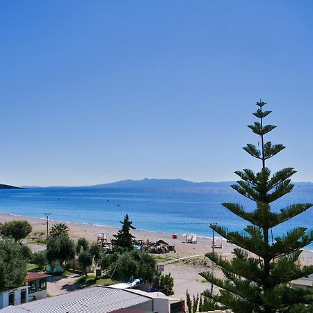 Himara Royal Hotel ภายนอก รูปภาพ