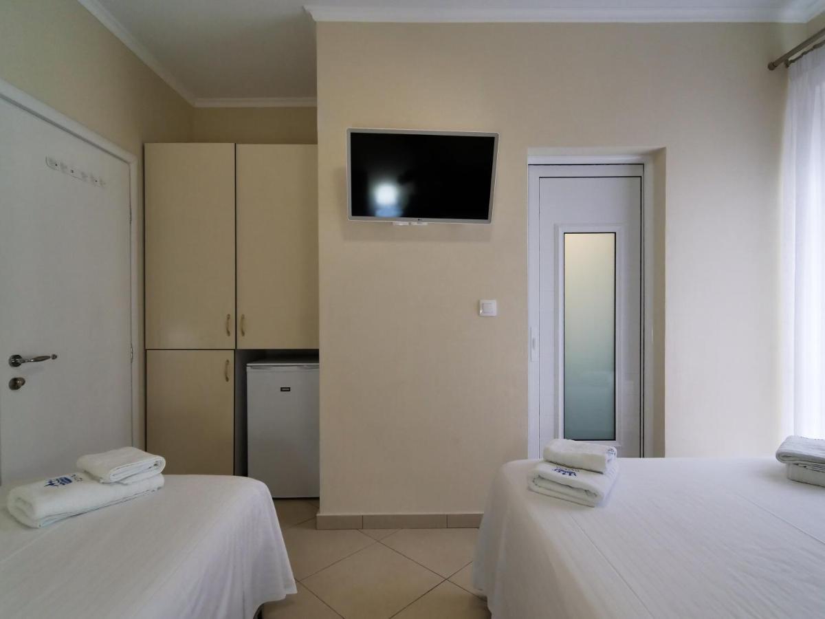 Himara Royal Hotel ภายนอก รูปภาพ