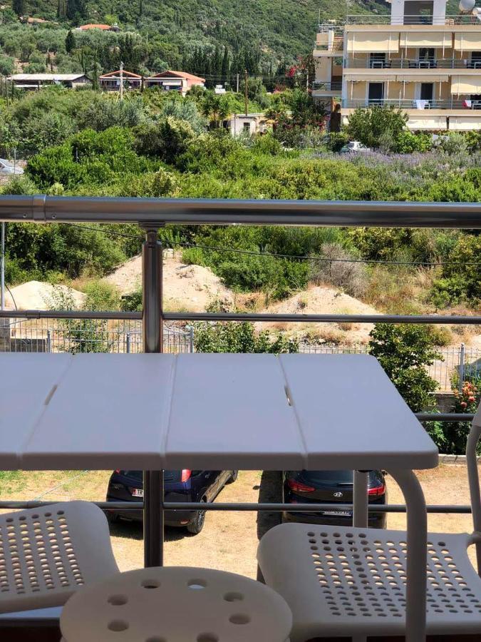 Himara Royal Hotel ภายนอก รูปภาพ